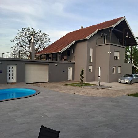 Appartamento Maja Velika Gorica Esterno foto